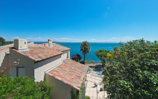 Provence – South of France – ISTRES – Exceptional Villa with Panoramic Lagoon Views