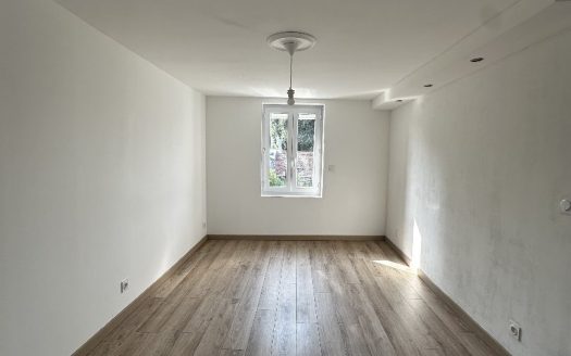 Charming New Apartment of 34 sqm – Small Co-ownership of 6 Lots