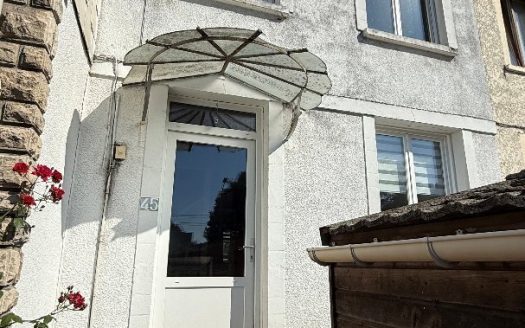 Townhouse with great potential.