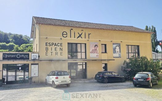 Exceptional Commercial Property – 409 sqm – High End Amenities