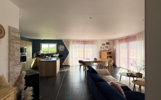 Contemporary House 2019 – Single-story – 5 bedrooms – Exceptional setting.