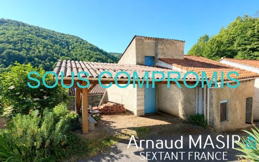 LARGE BARN, SMALL OUTSIDE SPACE, CAR PORT, PLEASANT HAMLET LOCATION