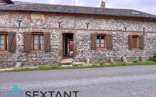 Charming house near the sea
