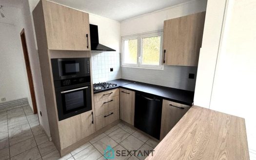 Single storey 3 bedrooms