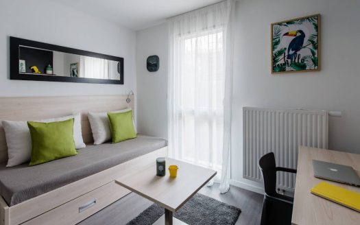 RENTAL INVESTMENT – ORLEANS – La Reine Blanche Student Residence – 5.33% return.