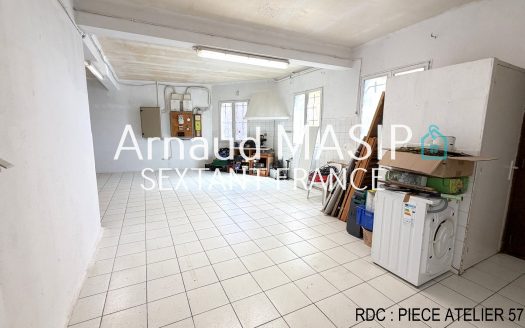 SPACIOUS, VERSATILE PROPERTY, 340sqm, VAST WORKSHOPS, 4-BED UPPER-FLOOR ACCOMMODATION, GARAGE, PRIVATE TERRASSE