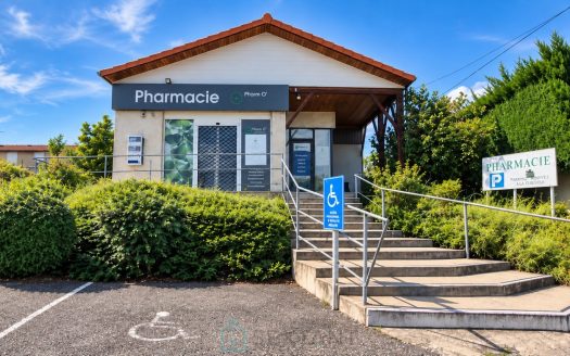 COURNON-D’AUVERGNE – 135 M² – PARCELLE 580 M² – EMPLACEMENT À FORTE VISIBILITÉ
