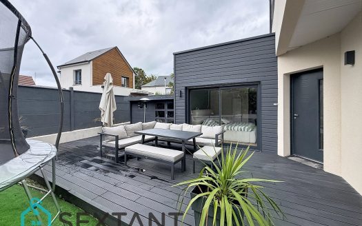 Contemporary house of 160 m 2