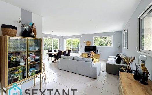 Contemporary house of 160 m 2