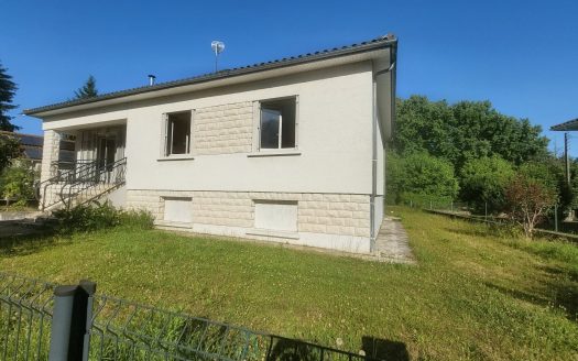 BERGERAC : Maison dans un quartier calme et proche des commerces