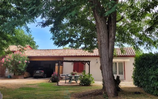Maison de caractère + logement neuf indépendant – Terrain 1 500 sqm