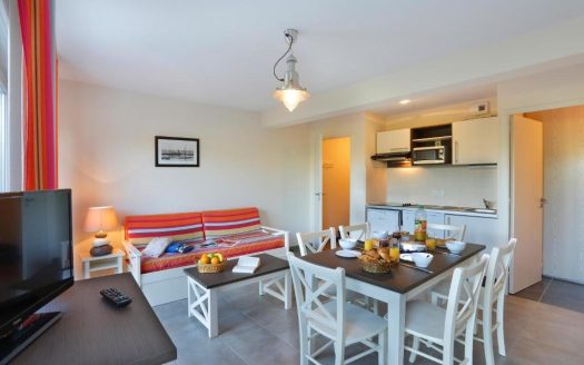RENTAL INVESTMENT – Saint-Pol-de-Leon – Goelia Les Roches Tourist Residence – 5.66% return