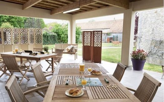 RENTAL INVESTMENT – Lorcy – Hostellerie du Chateau Nursing Home Residence – 7.5% return