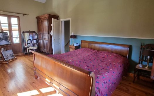 Superb property with 3 star gite and vast land of 6250 sqm